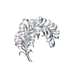Akoya Cultured Pearl Brooch