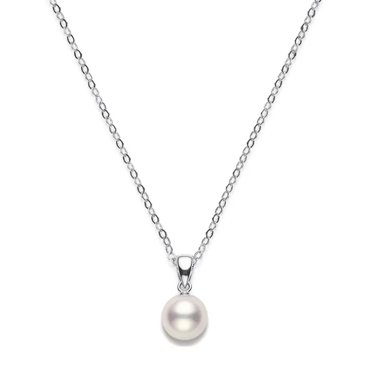 Akoya Cultured Pearl Pendant in 18K White Gold