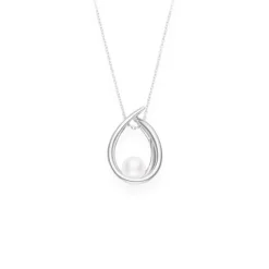 Akoya Cultured Pearl Pendant in White Gold