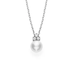 Classic Akoya Cultured Pearl Pendant with Diamond