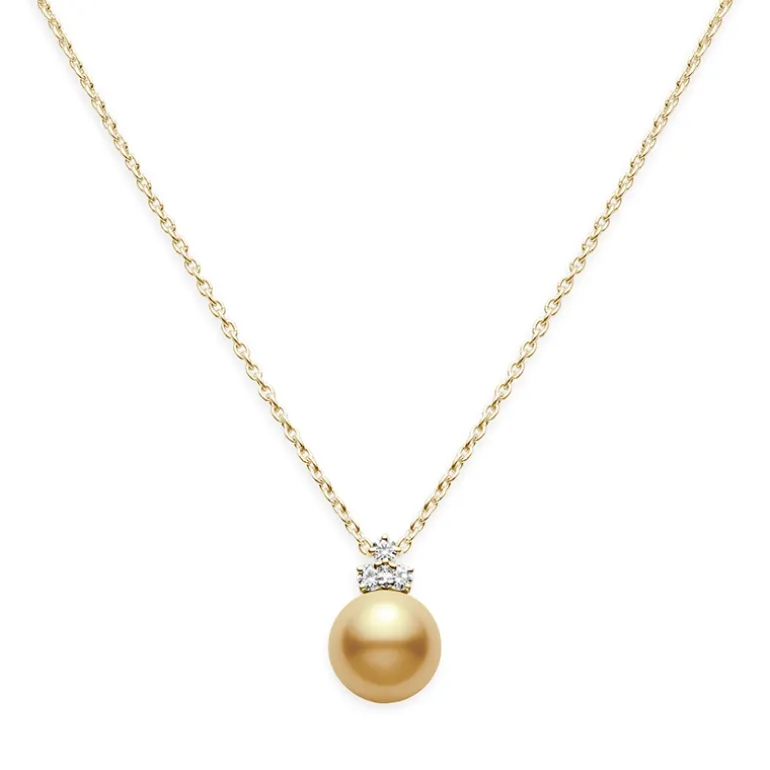 Classic Golden South Sea Cultured Pearl Pendant in 18K Yellow Gold with Diamond