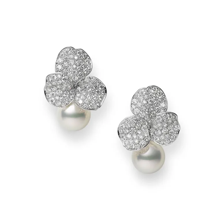 Les Pétales Place Vendôme Earrings