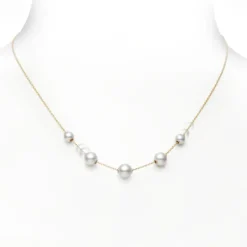 Pearls in Motion Akoya Cultured Pearl Pedant in 18K Yellow Gold