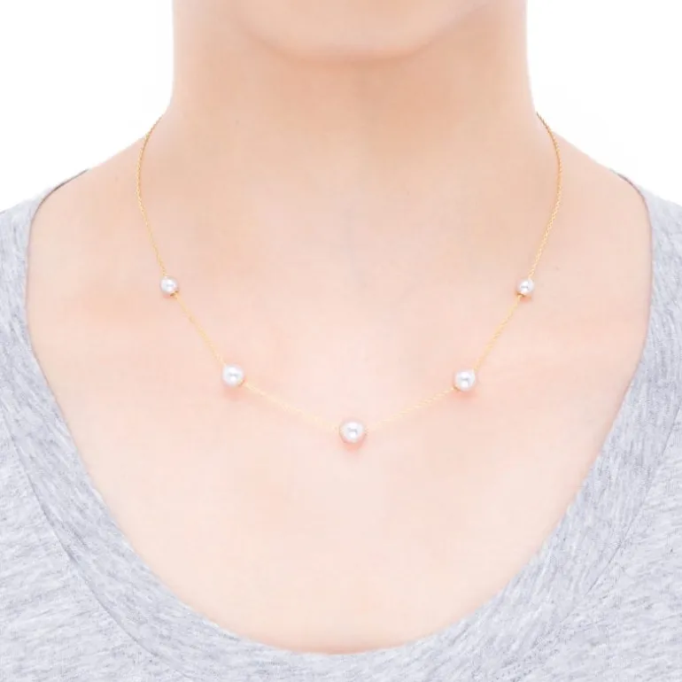 Pearls in Motion Akoya Cultured Pearl Pedant in 18K Yellow Gold