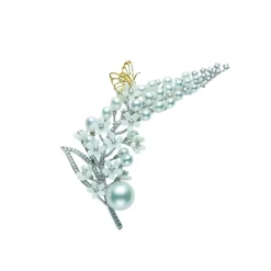White South Sea Cultured Pearl Brooch